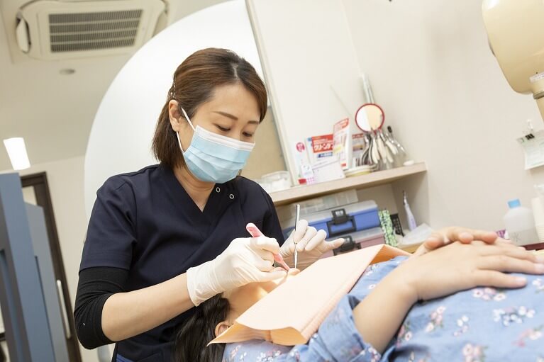 歯科衛生士の担当制も可能な垂水区の梶歯科医院では歯石除去やPMTCを行っています